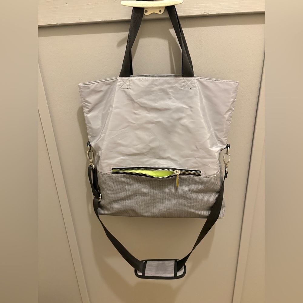 Athleta Dorbs Deux Tote Bag